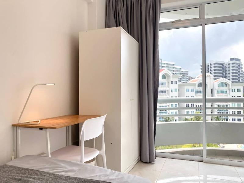 Elias Green Condominium Room Rental, $1,100, 1 Bed 1 Bath 150 sqft $7.33 psf