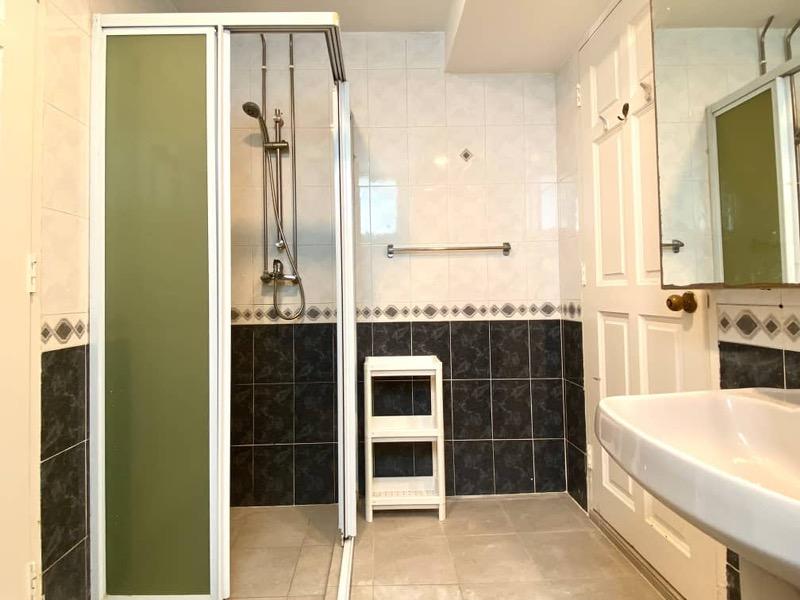 Elias Green Condominium Room Rental, $1,100, 1 Bed 1 Bath 150 sqft $7.33 psf