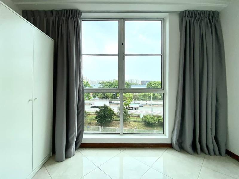 Elias Green Condominium Room Rental, $1,100, 1 Bed 1 Bath 150 sqft $7.33 psf