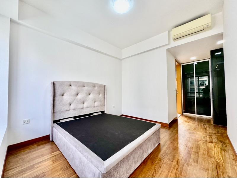 The Lanai Condominium For Rent, $4,100, 2 Bed 2 Bath 958 sqft $4.28 psf