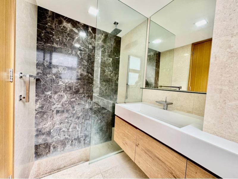 The Lanai Condominium For Rent, $4,100, 2 Bed 2 Bath 958 sqft $4.28 psf