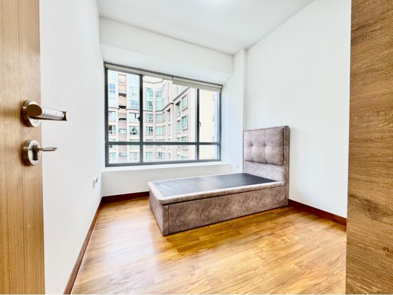 The Lanai Condominium For Rent, $4,100, 2 Bed 2 Bath 958 sqft $4.28 psf