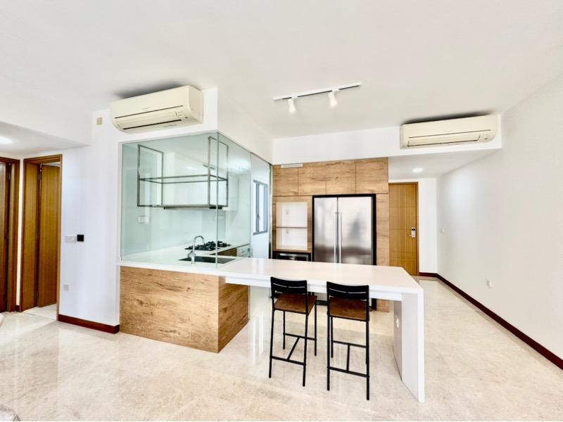 The Lanai Condominium For Rent, $4,100, 2 Bed 2 Bath 958 sqft $4.28 psf