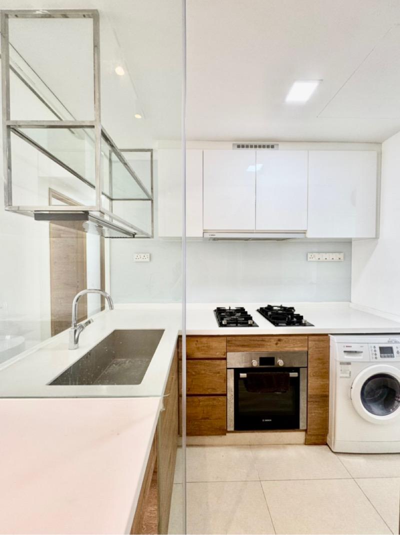 The Lanai Condominium For Rent, $4,100, 2 Bed 2 Bath 958 sqft $4.28 psf