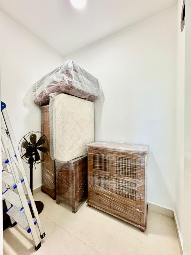 The Lanai Condominium For Rent, $4,100, 2 Bed 2 Bath 958 sqft $4.28 psf