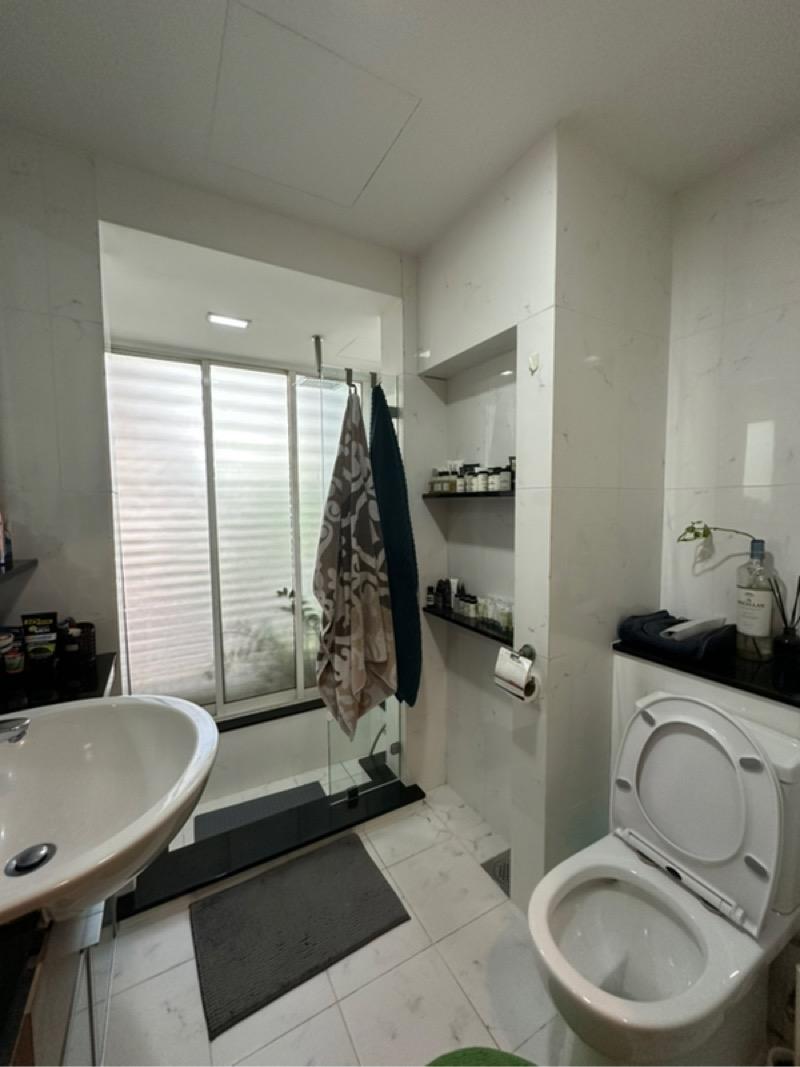Savannah Condopark Condominium For Rent, $4,800, 3 Bed 3 Bath 1,227 sqft $3.91 psf