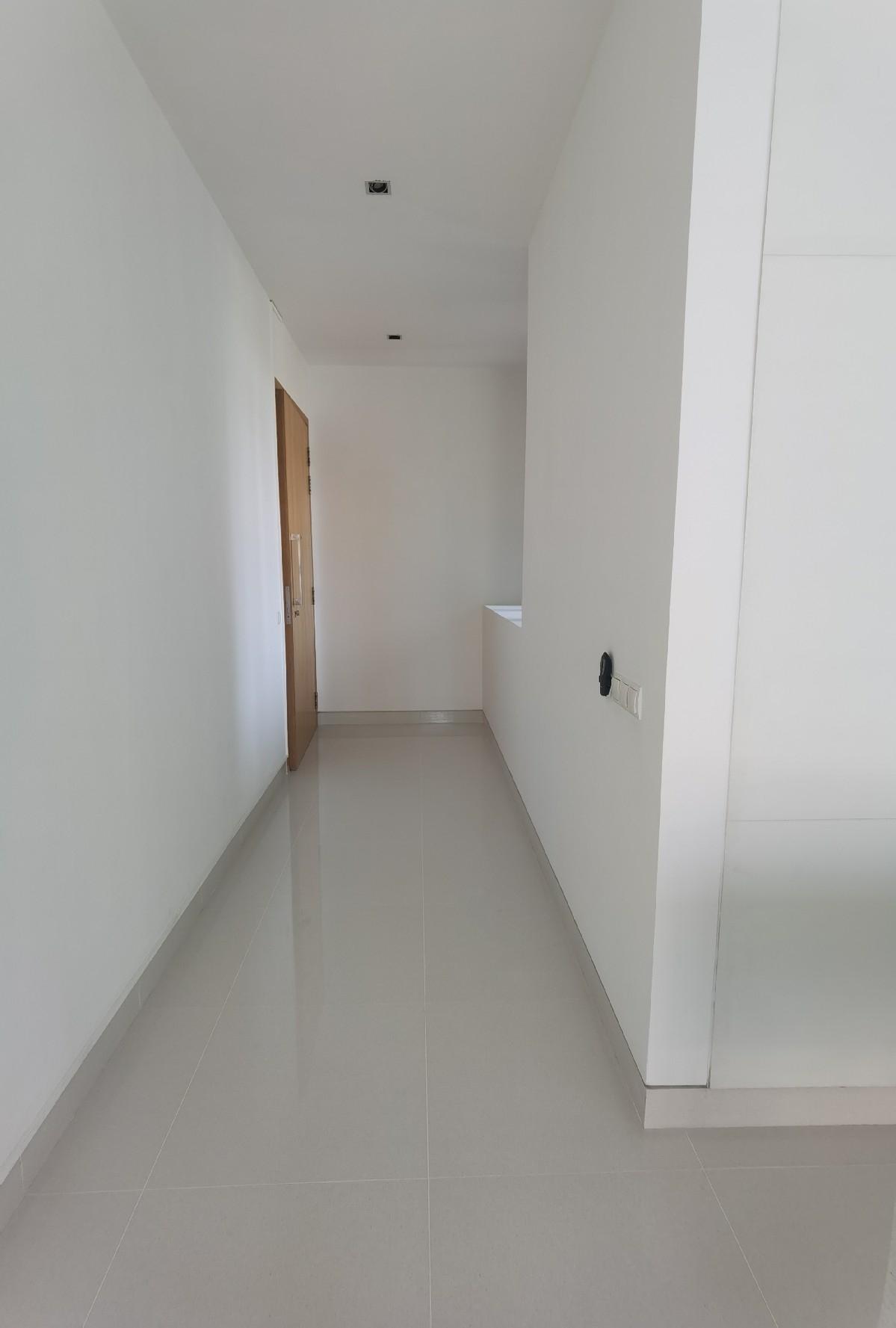 Condominium for Rent: D09, 239471