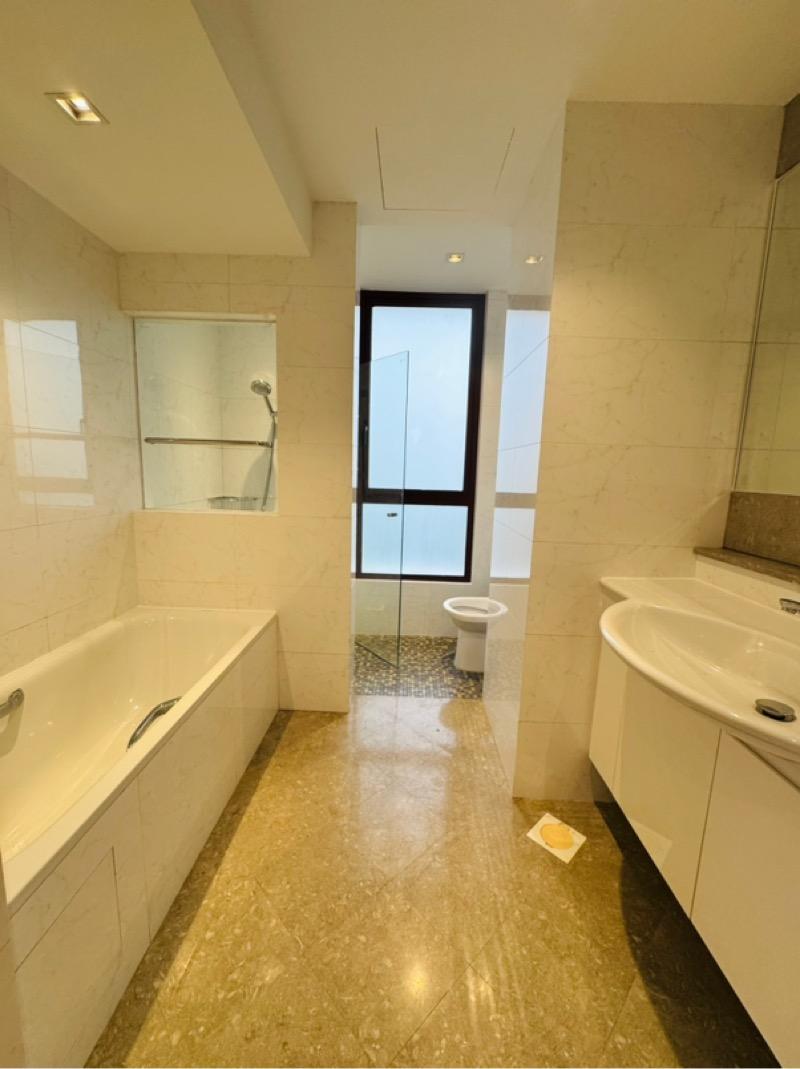Condominium for Rent: Pasir Panjang, D05, 118893
