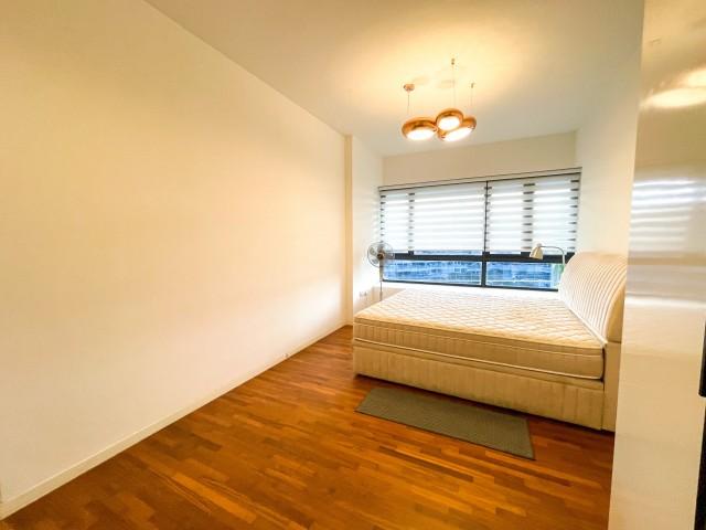 The Interlace Condominium For Rent, $5,500, 2 Bed 2 Bath 1,044 sqft $5.27 psf