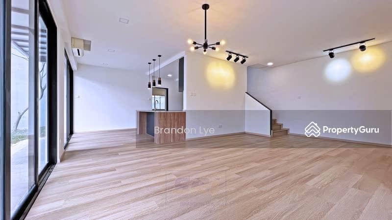 Semi-Detached for Rent: D19, 548699