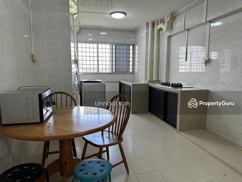 HDB Flat for Rent: Yishun, D27, 760784