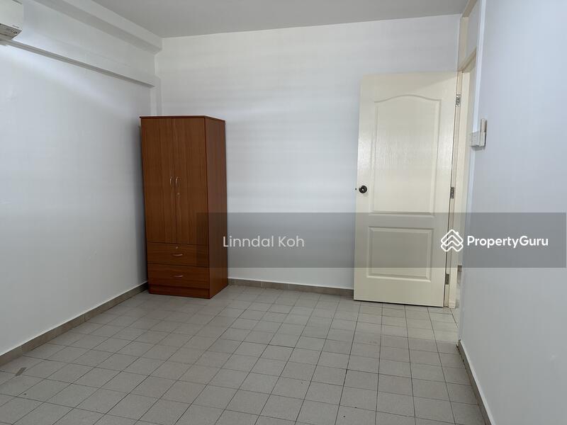 HDB Flat for Rent: Yishun, D27, 760784