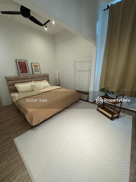 Prop-GPT: Apartment: D09 Cairnhill Kim Sia Court