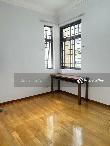 Condominium for Rent: D23, 679668