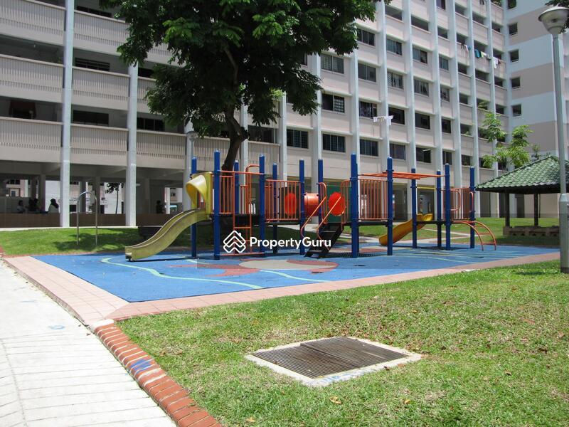 HDB Flat for Rent: D23, 670225