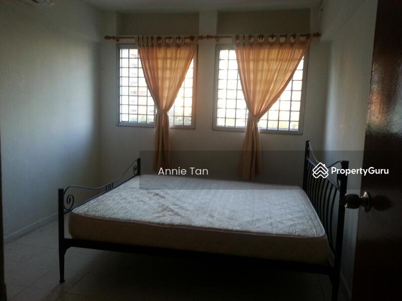 201B Tampines Street 21