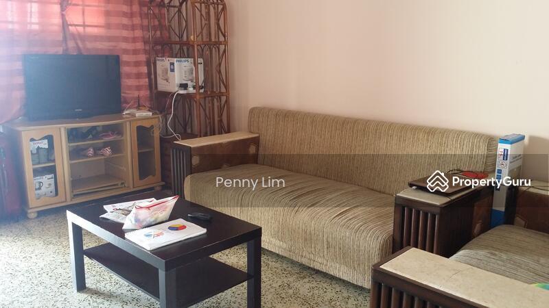 Prop-GPT: HDB Flat: D16 Bedok 107 Bedok North Road