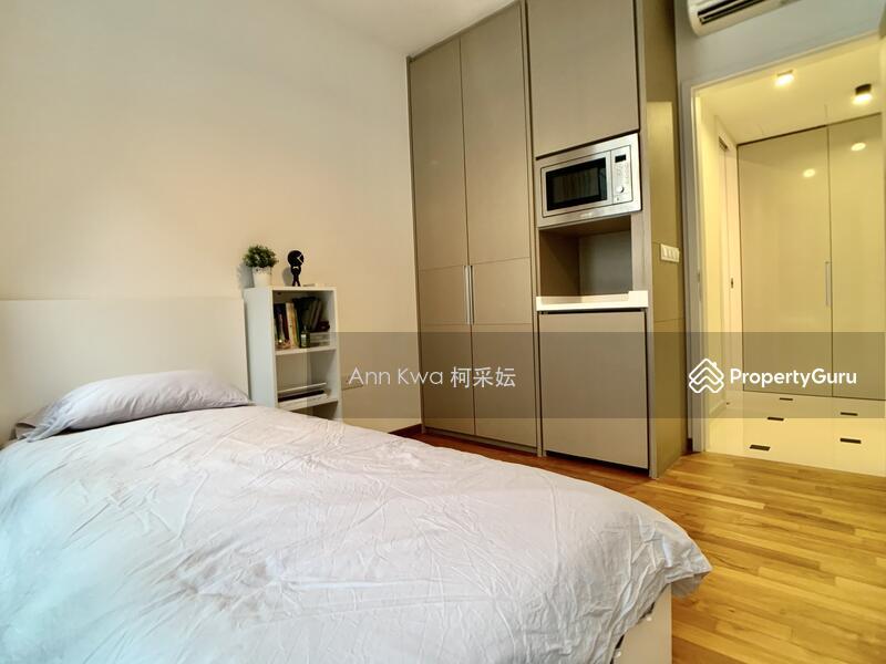 Condominium for Rent: Cairnhill, D09, 228478