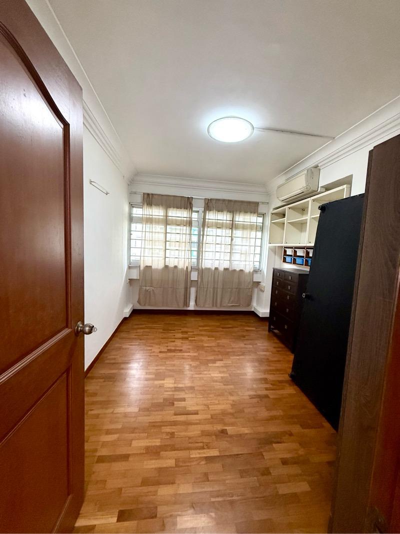 707 Pasir Ris Drive 10 HDB Apartment For Rent, $3,400, 3 Bed 2 Bath 1,334 sqft $2.55 psf