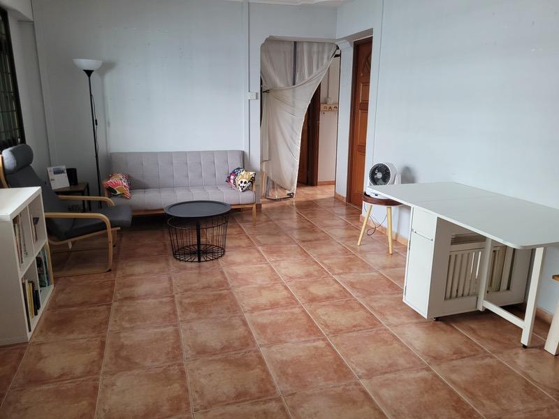 617 Jurong West Street 65 HDB Apartment Room Rental, $1,000, 1 Bed 2 Bath 161 sqft $6.21 psf