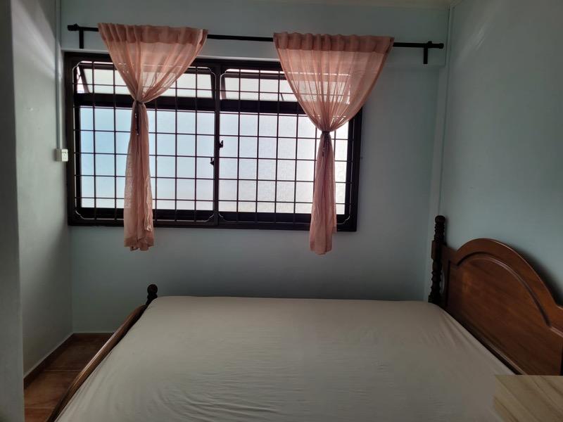 617 Jurong West Street 65 HDB Apartment Room Rental, $1,000, 1 Bed 2 Bath 161 sqft $6.21 psf