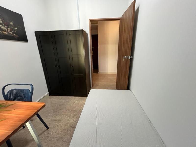 Tiara Apartment Room Rental, $1,400, 1 Bed 1 Bath 90 sqft $15.56 psf