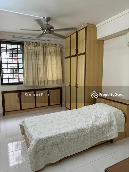305 Tampines Street 32 HDB Flat | D18 Tampines | Prop-GPT the AI-Powered Property Guru