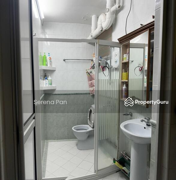 305 Tampines Street 32