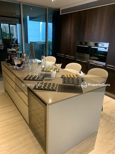 TwentyOne Angullia Park