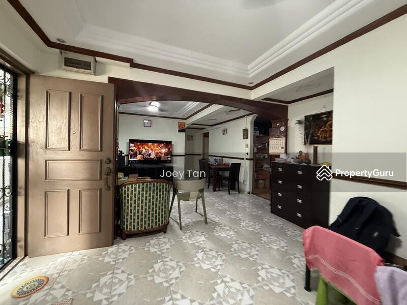 Prop-GPT: HDB Flat: D23  501 Jelapang Road