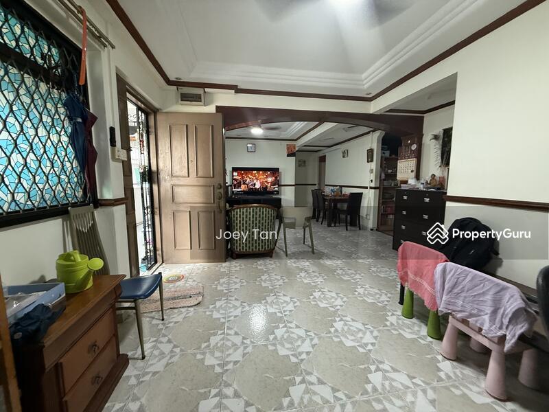 HDB Flat for Rent: D23, 670501