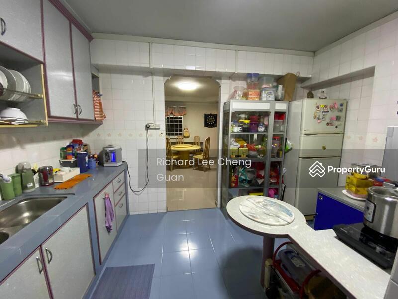 849 Jurong West Street 81