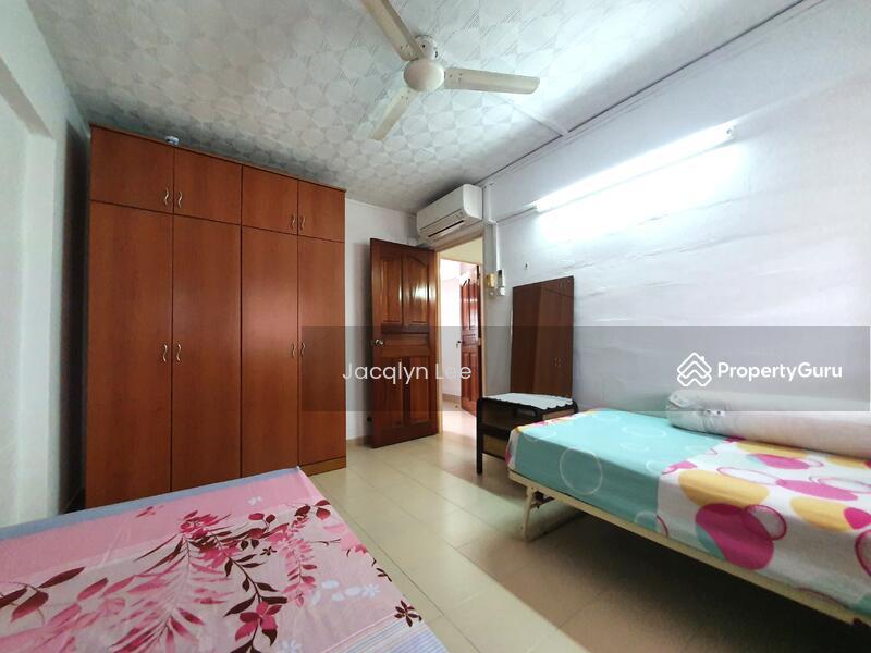 213 Serangoon Avenue 4