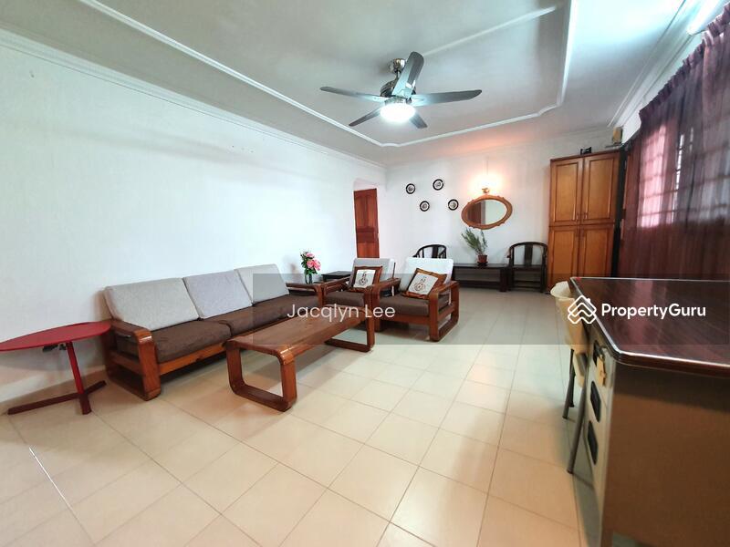 213 Serangoon Avenue 4