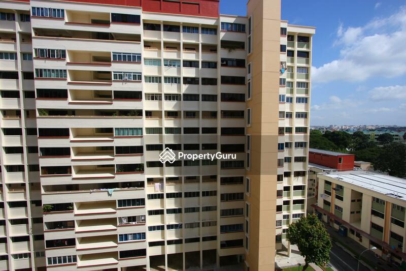 213 Serangoon Avenue 4
