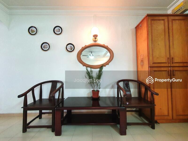 213 Serangoon Avenue 4