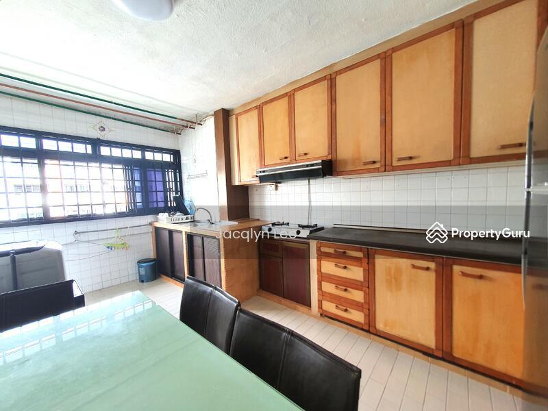 213 Serangoon Avenue 4