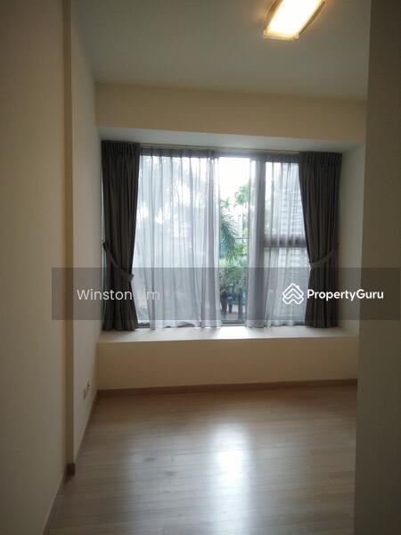Condominium for Rent: D04, 098584
