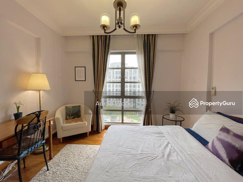 Condo Master Bedroom @ Lakeside MRT