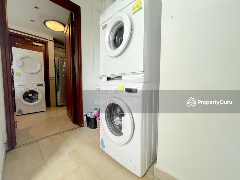 Condo Master Bedroom @ Lakeside MRT