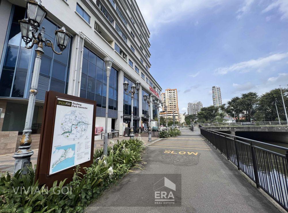 Prop-GPT: F&B Space: D14  Grandlink Square