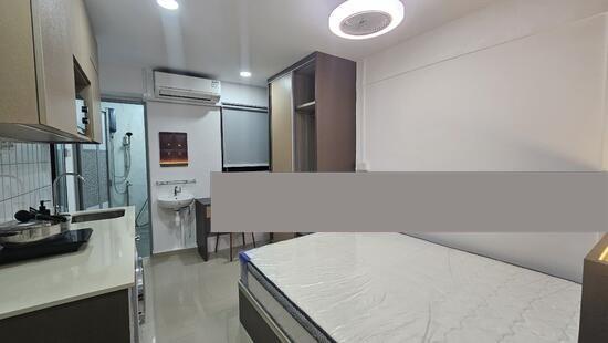 407 Ang Mo Kio Avenue 10 HDB Apartment Room Rental, $1,850, 1 Bed 1 Bath 112 sqft $16.52 psf