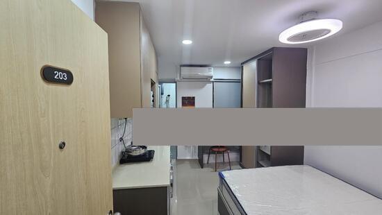 407 Ang Mo Kio Avenue 10 HDB Apartment Room Rental, $1,850, 1 Bed 1 Bath 112 sqft $16.52 psf