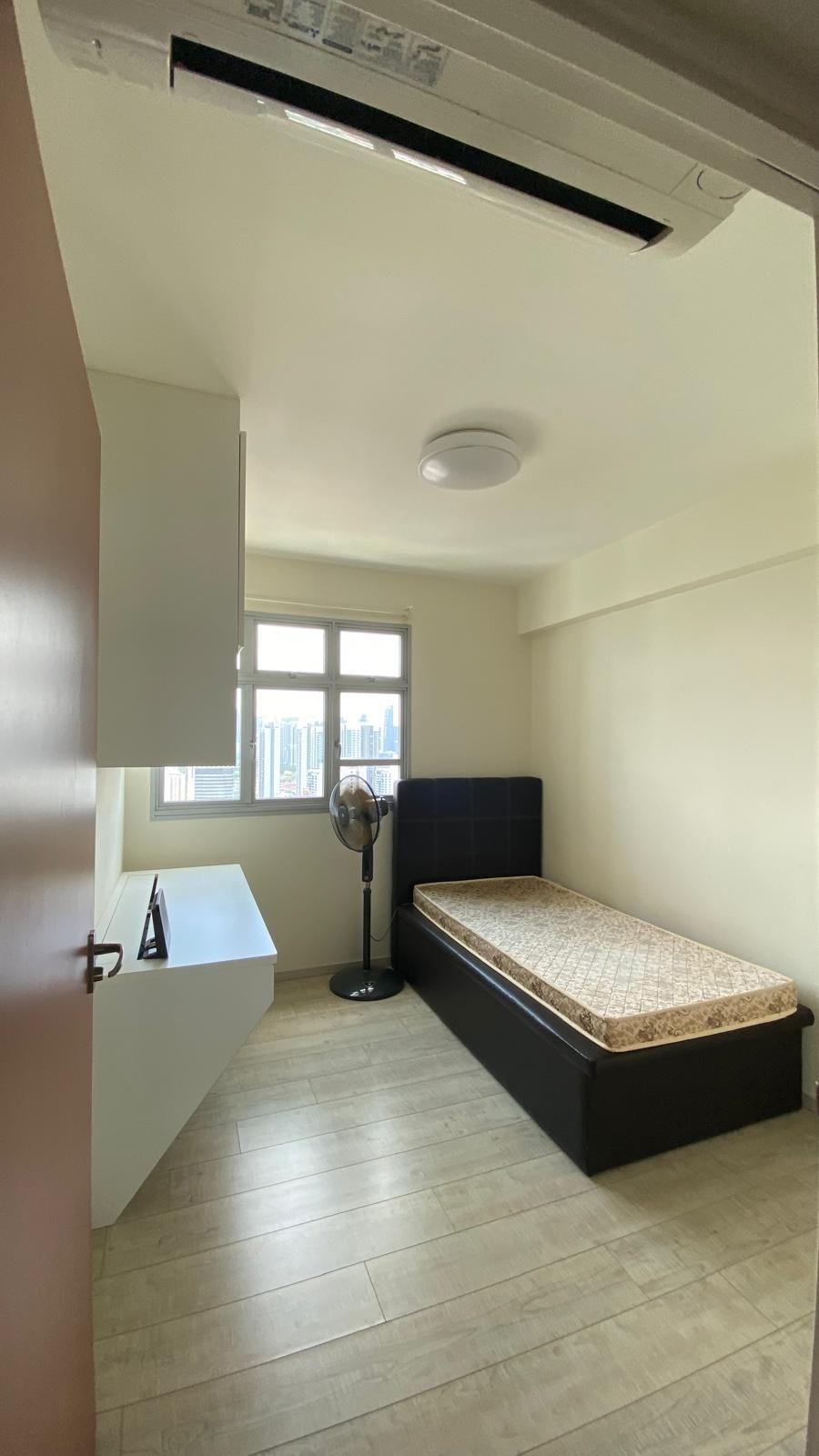 95b henderson road HDB Apartment Room Rental, $1,300, 1 Bed 1 Bath 194 sqft $6.70 psf