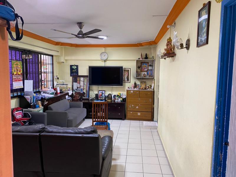 704 Yishun Avenue 5 HDB Apartment For Rent, $3,500, 3 Bed 2 Bath 968 sqft $3.62 psf