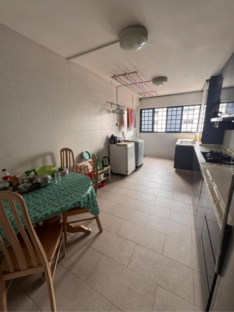 311 Hougang Avenue 5 HDB Apartment For Rent, $2,600, 2 Bed 2 Bath 731 sqft $3.56 psf