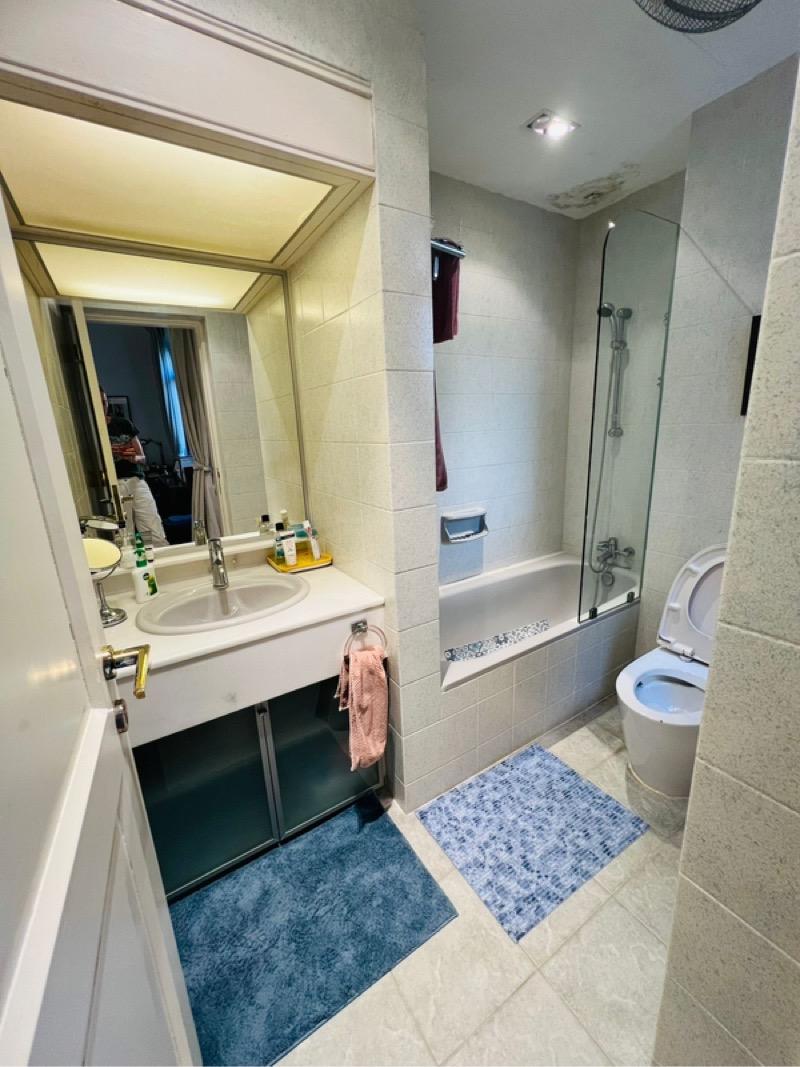 Astrid Meadows Condominium For Rent, $18,880, 5 Bed 4 Bath 3,850 sqft $4.90 psf