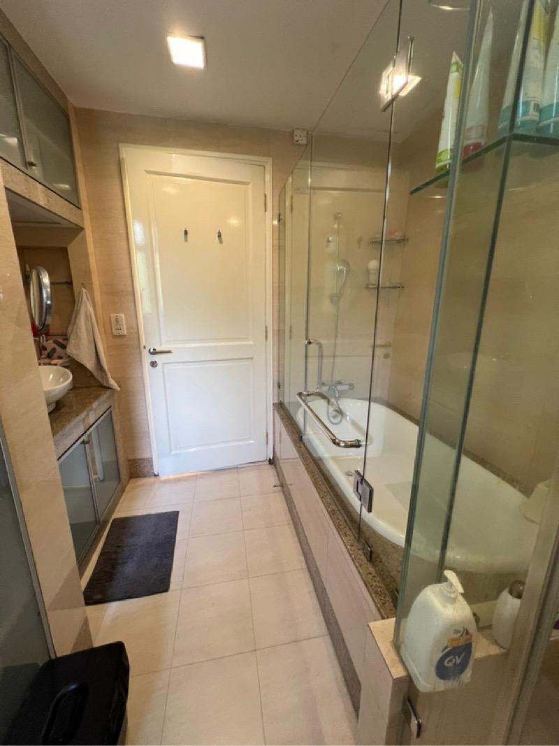 Astrid Meadows Condominium For Rent, $18,880, 5 Bed 4 Bath 3,850 sqft $4.90 psf