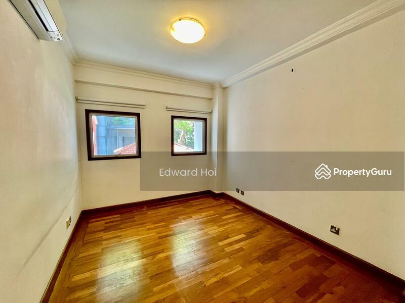 Condominium for Rent: Cairnhill, D09, 229159