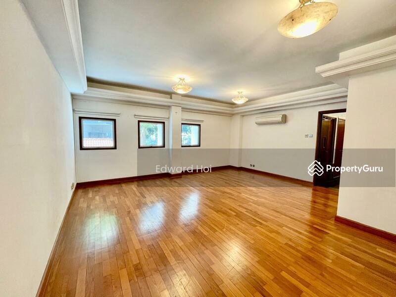 Condominium for Rent: Cairnhill, D09, 229159